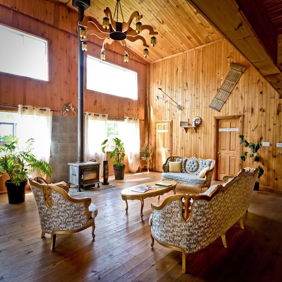 Auberge Papillon Lune Richmond Esterno foto